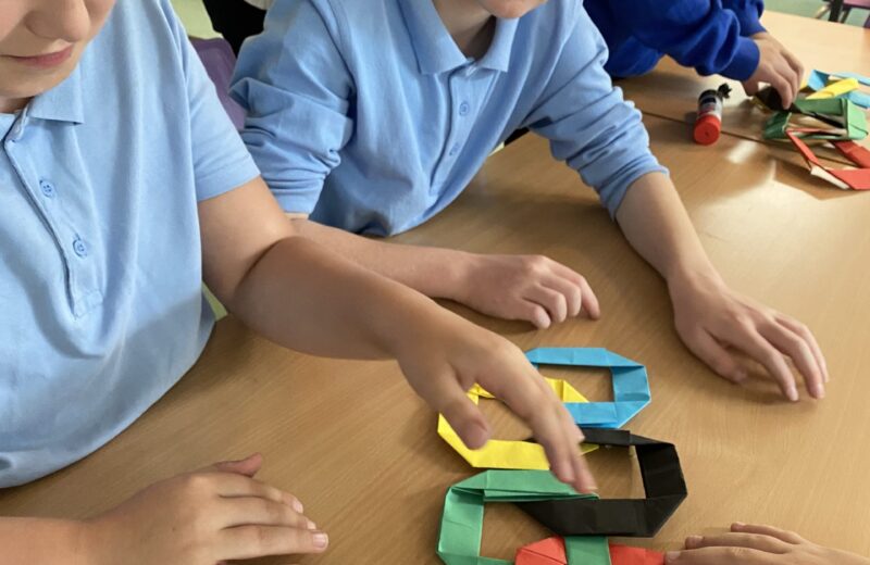 Art/STEM – Origami Olympic Rings 6B