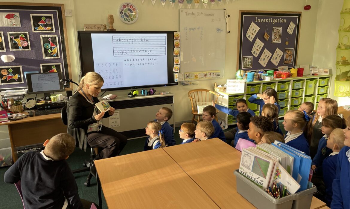 1/2B enjoying a quick storytime