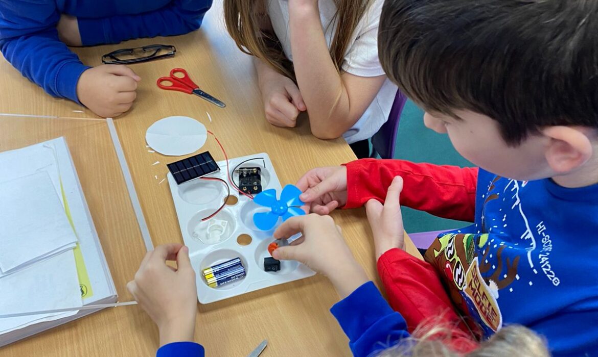 Year 6 Lighthouse Challenge using Solar Panels.