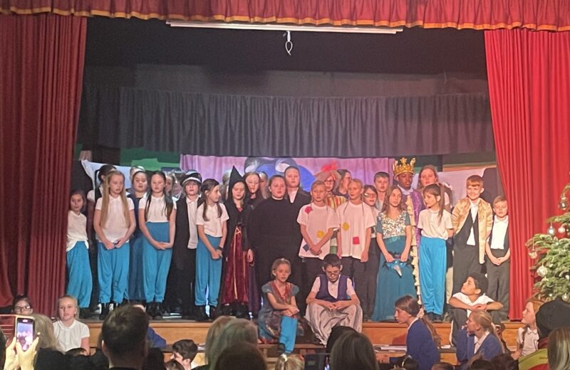 Aladdin – The cast of 2022 ⭐️