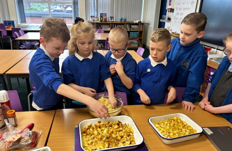 3T’s Amazing Apple Crumble