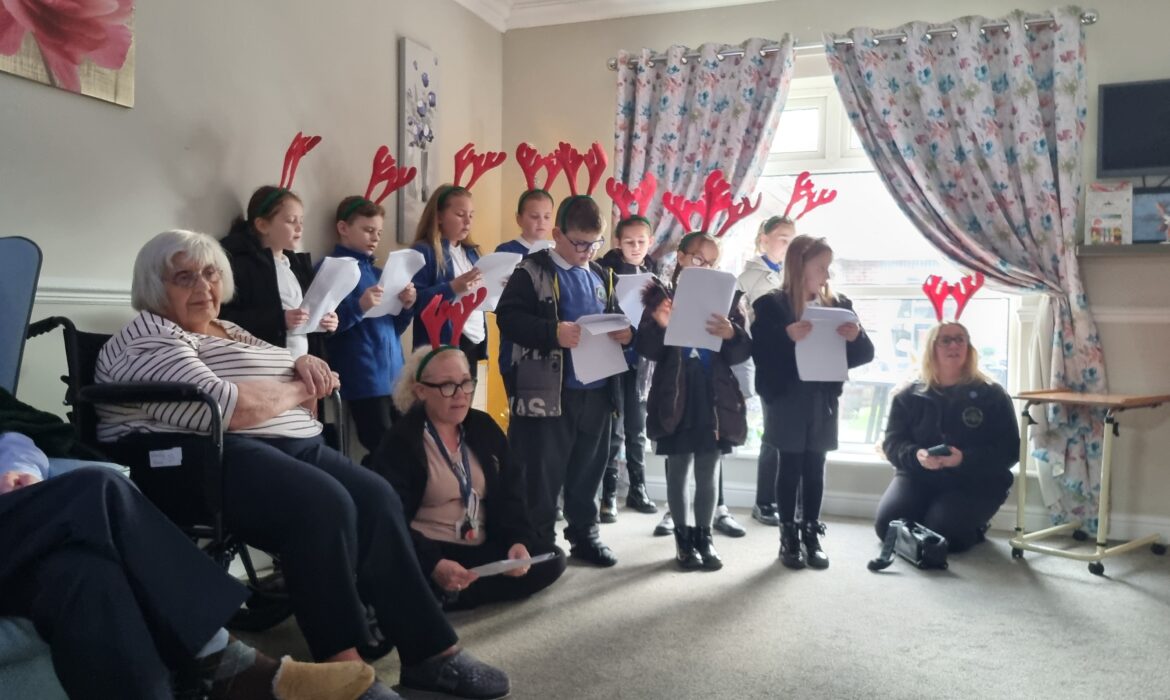 Moorgate Hollows singalong