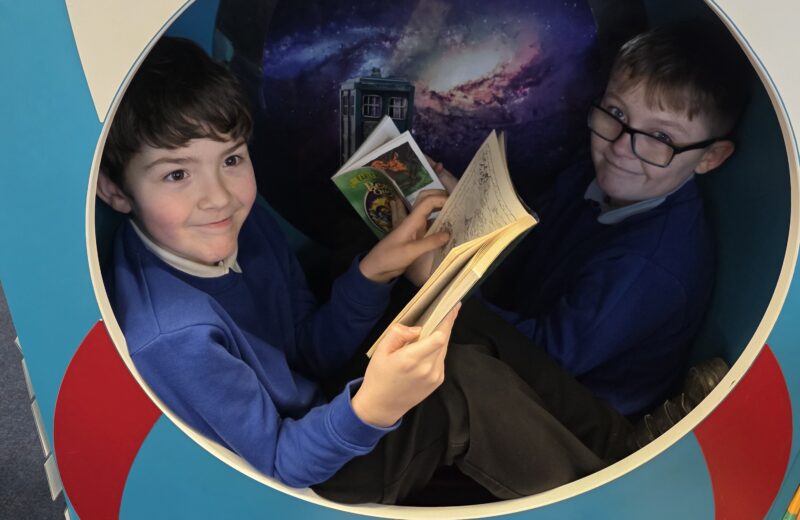 Y5/6D Visit The Library