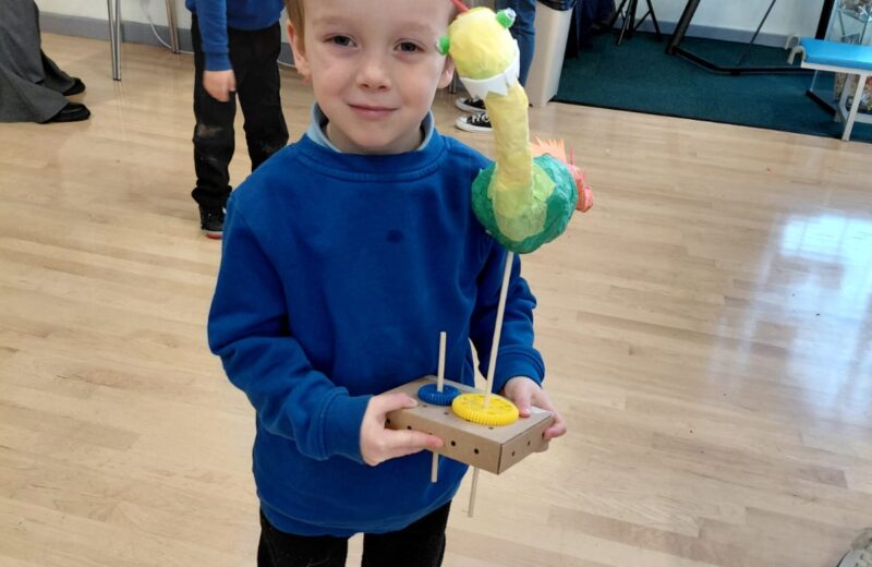 Family learning – Dinosaur’s